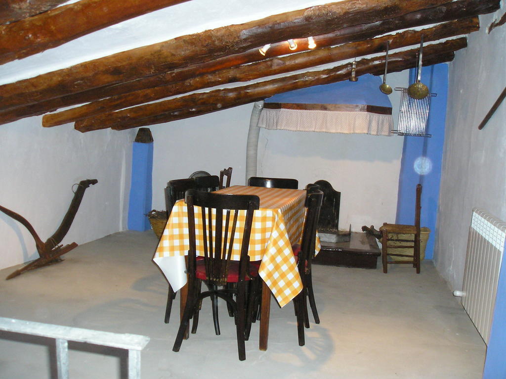 Casa Rural Ruta Del Agua 4 Hab Al Lado Monasterio De Piedra Munébrega Zimmer foto